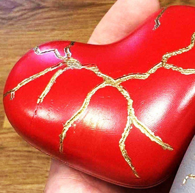 Tutte le decorazioni: Kintsugi-Herz (Rot) – Nuovo e nell'imballaggio originale da Fislisbach venduto da tam_t828