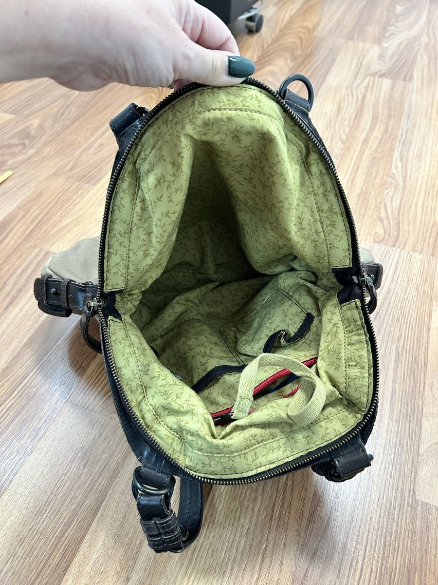Aunts & Uncles Taschen für Damen: Sac A&U en cuir véritable – Gebraucht aus MARTIGNY von xmi_q5tv 3