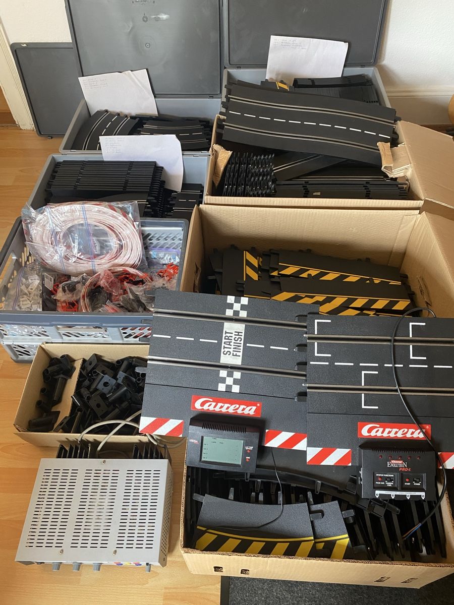 Carrera Piste: Carrera Evolution ProX Rennbahn ca 70m – Usato da Neftenbach venduto da lexel