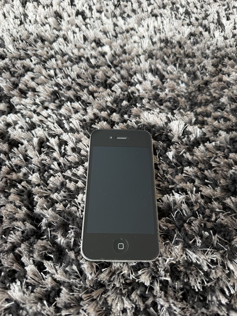 Apple Portables: iPhone – Défectueux à Wil SG par Ciara13 1