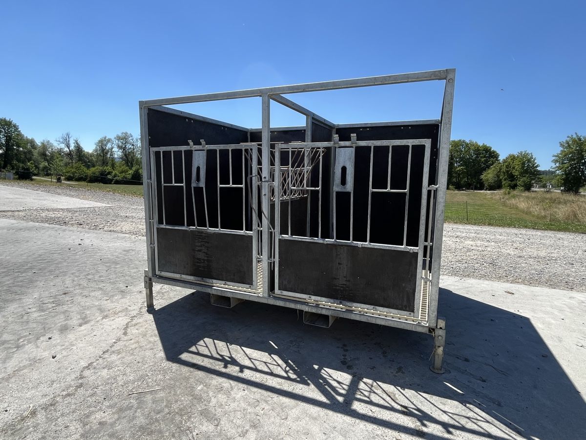Käfige, Transport & Sicherheit: Kälberiglu  – Gebraucht aus oberwil-lieli von dolomit01