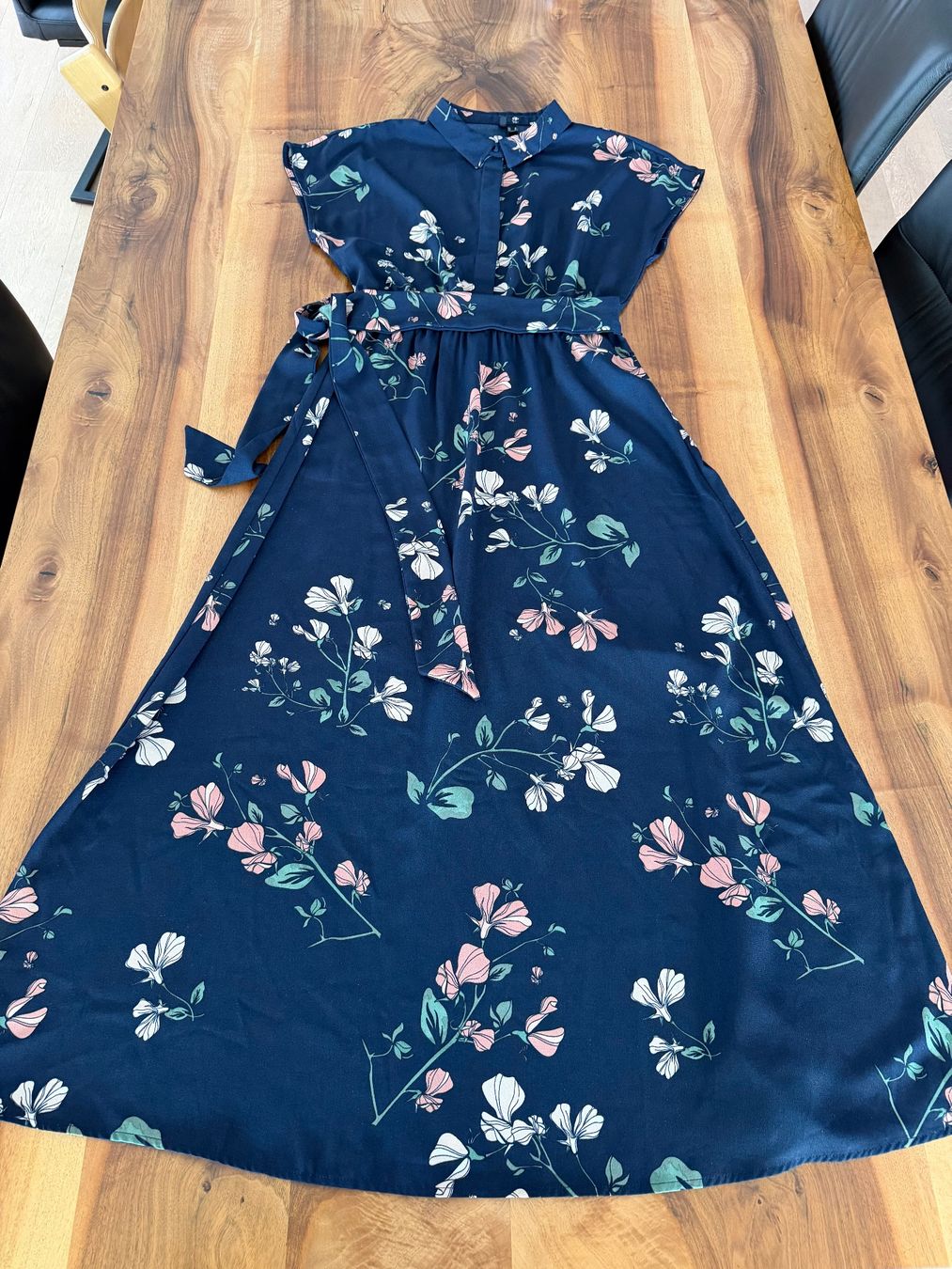 Vero Moda Robes: Maxikleid, Vero Moda, Grösse M - Startgebot CHF 1.00 – D'occasion à Haslen AI par s176