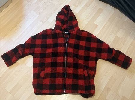Moderne karierte Damen- Fleecejacke