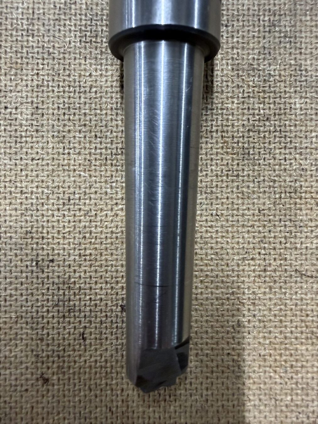 Outils pour métaux et serrurerie: Mitlaufende Zentrierspitze Röhm MK2 – D'occasion à Zuchwil par dragosmd-maschinen 2