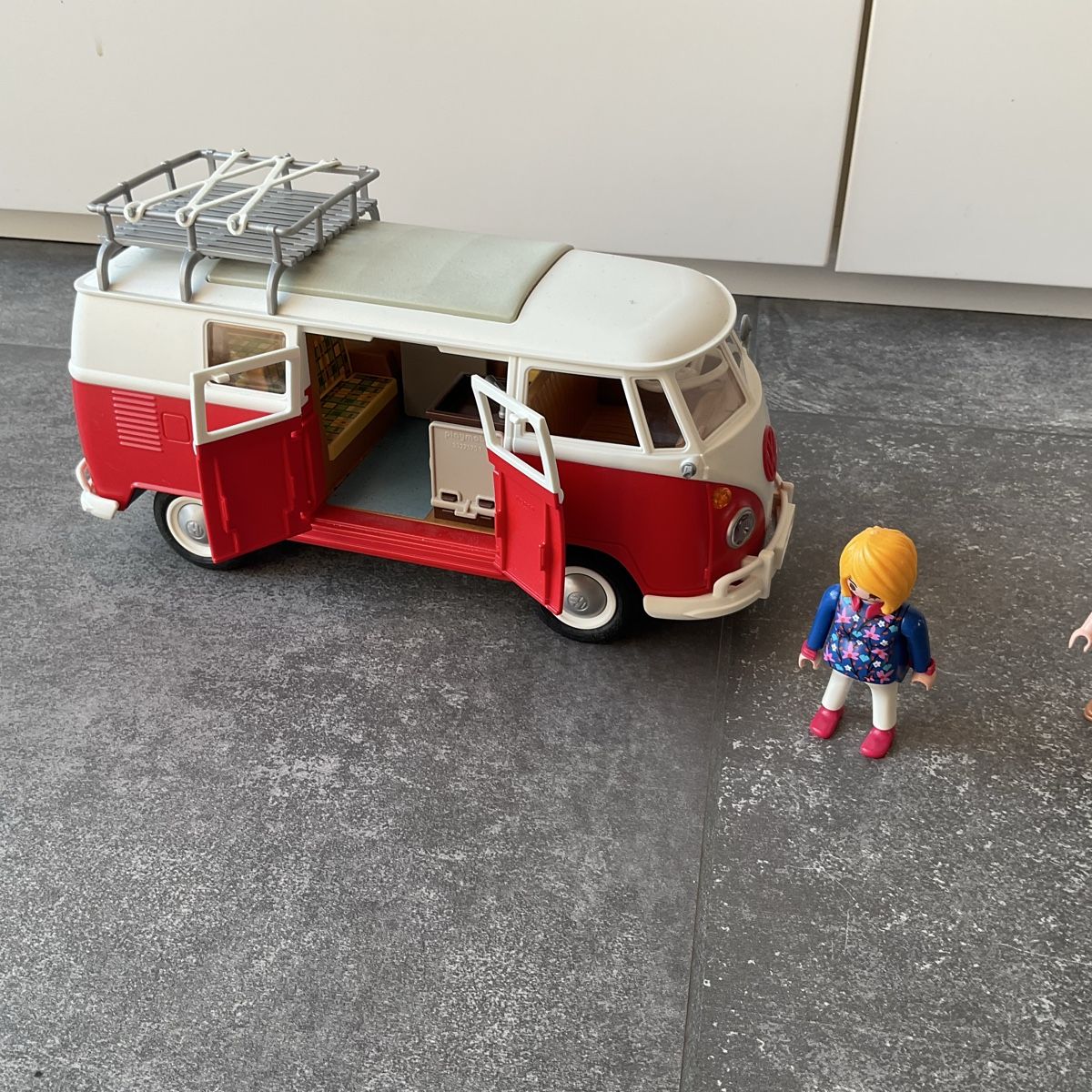 Playmobil Giocattoli: Playmobil VW T1 Campingbus – Usato da Olten venduto da coucou477 2