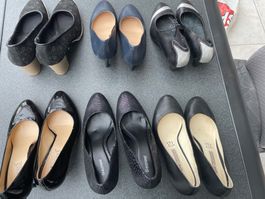 Schöne guterhaltene Pumps z.T. neu