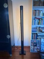 4 schwarze Stehleuchten