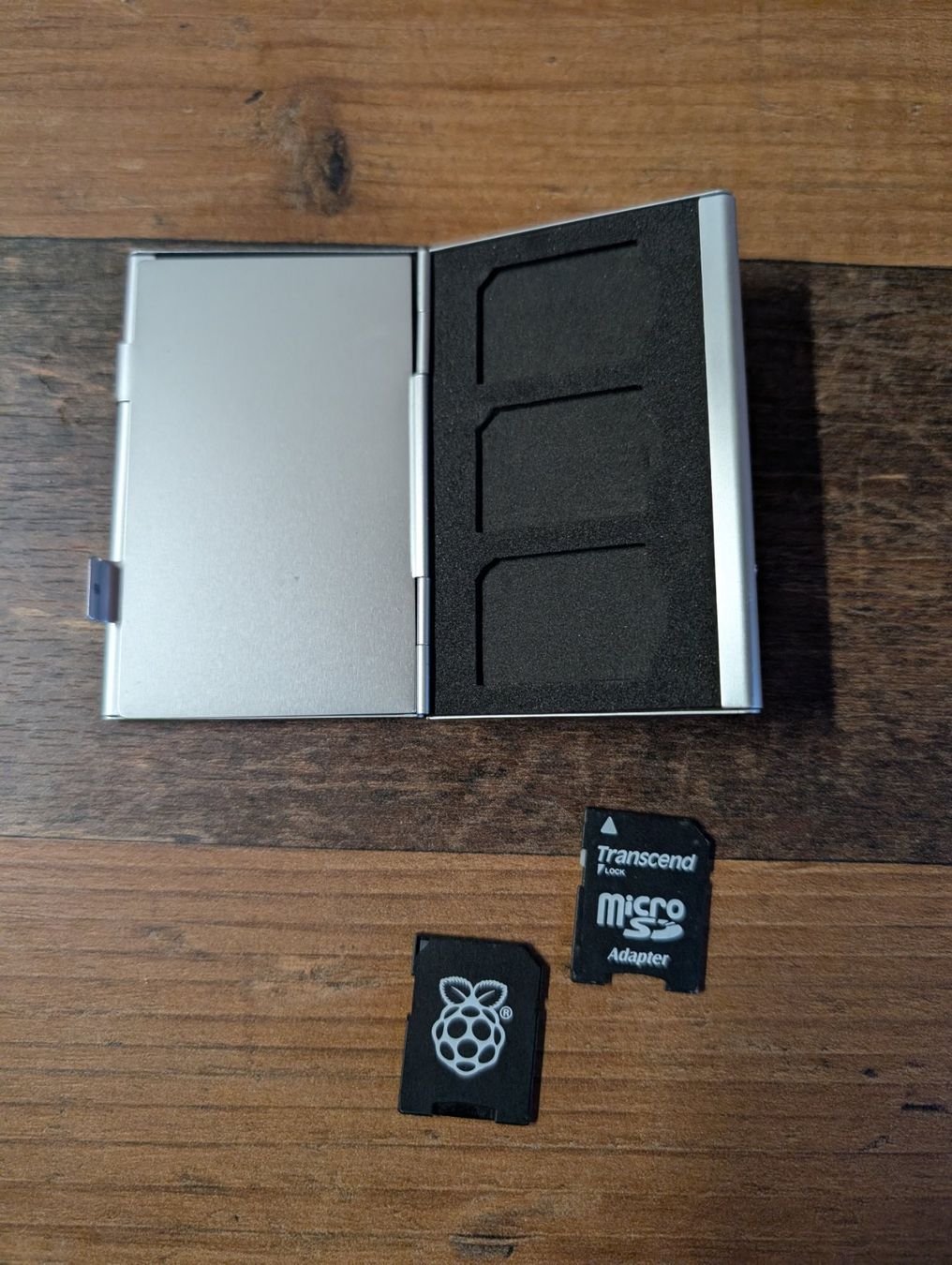 Schede di memoria: MicroSD Karten Set mit Aufbewahrungsbox – Usato da Neuenhof venduto da mlw_w98j 2