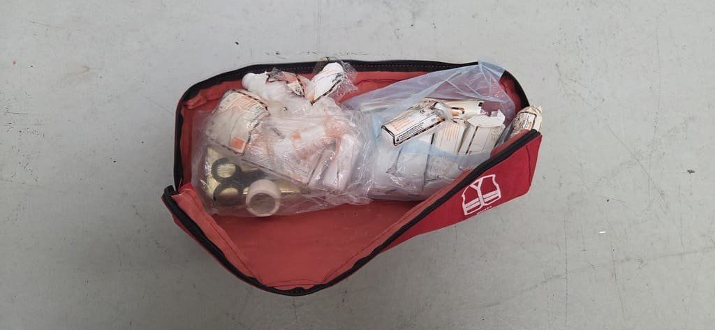Kit di pronto soccorso: Verbandsmaterial (7711425749) – Usato da Alpnach-Dorf venduto da Hess-Automobile 1