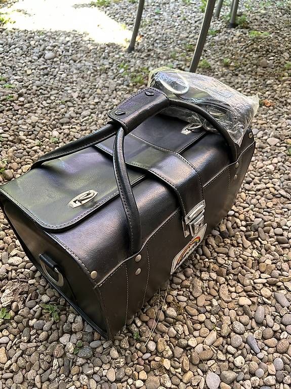 Fotocamera: Fotoausrüstung mit div. Objektiven  – Usato da Basel venduto da rit_l8k7 3