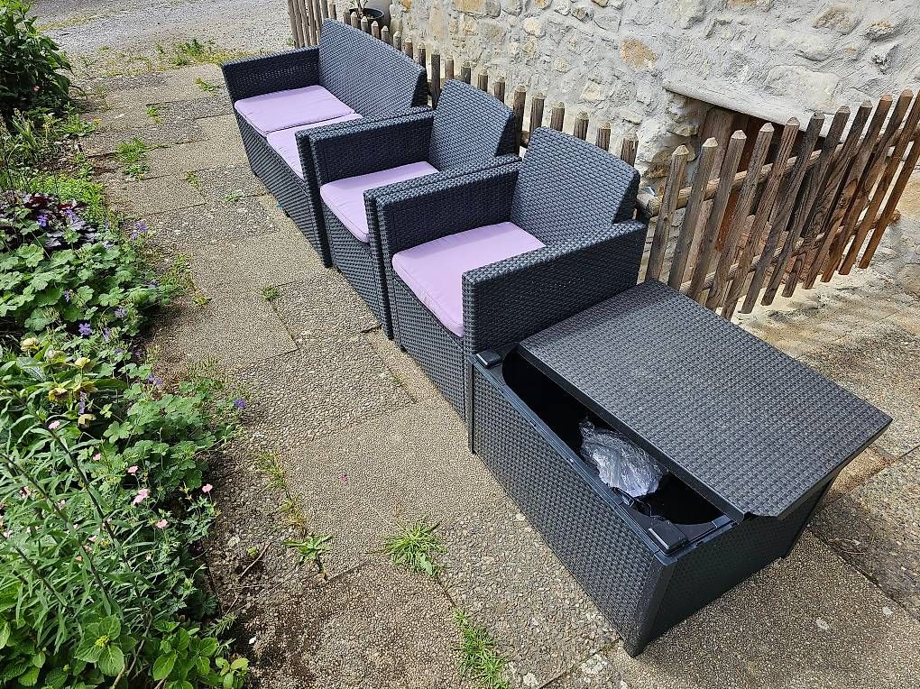 Sofas: Ratan Lounge – Gebraucht aus Wattenwil von maestrorock 1