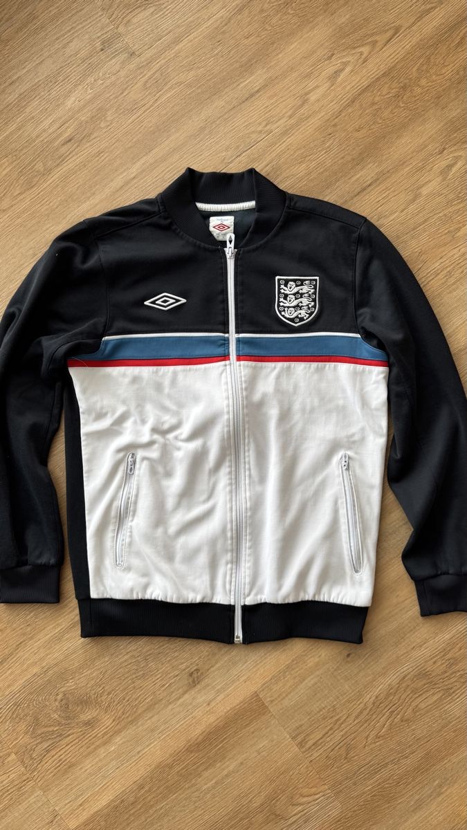 Umbro Jacken: England Trainingsjacke Umbro, Grösse M – Gebraucht aus Heimberg von Zephyr13
