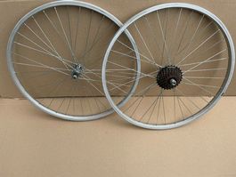 1 paire de roues 26'