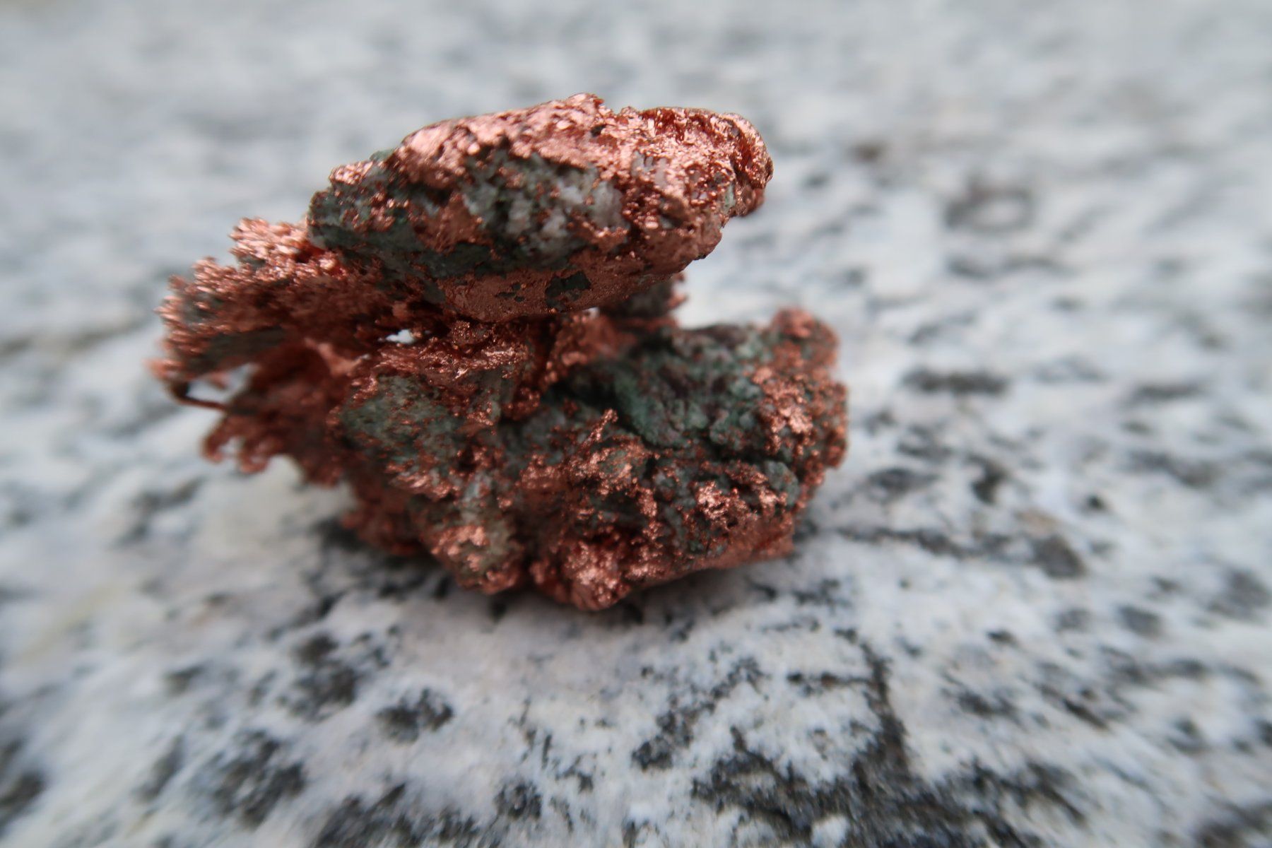 Minerali & Pietre curative: Mineralien aus Nachlass – Usato da Büsserach venduto da Petiteplante 1
