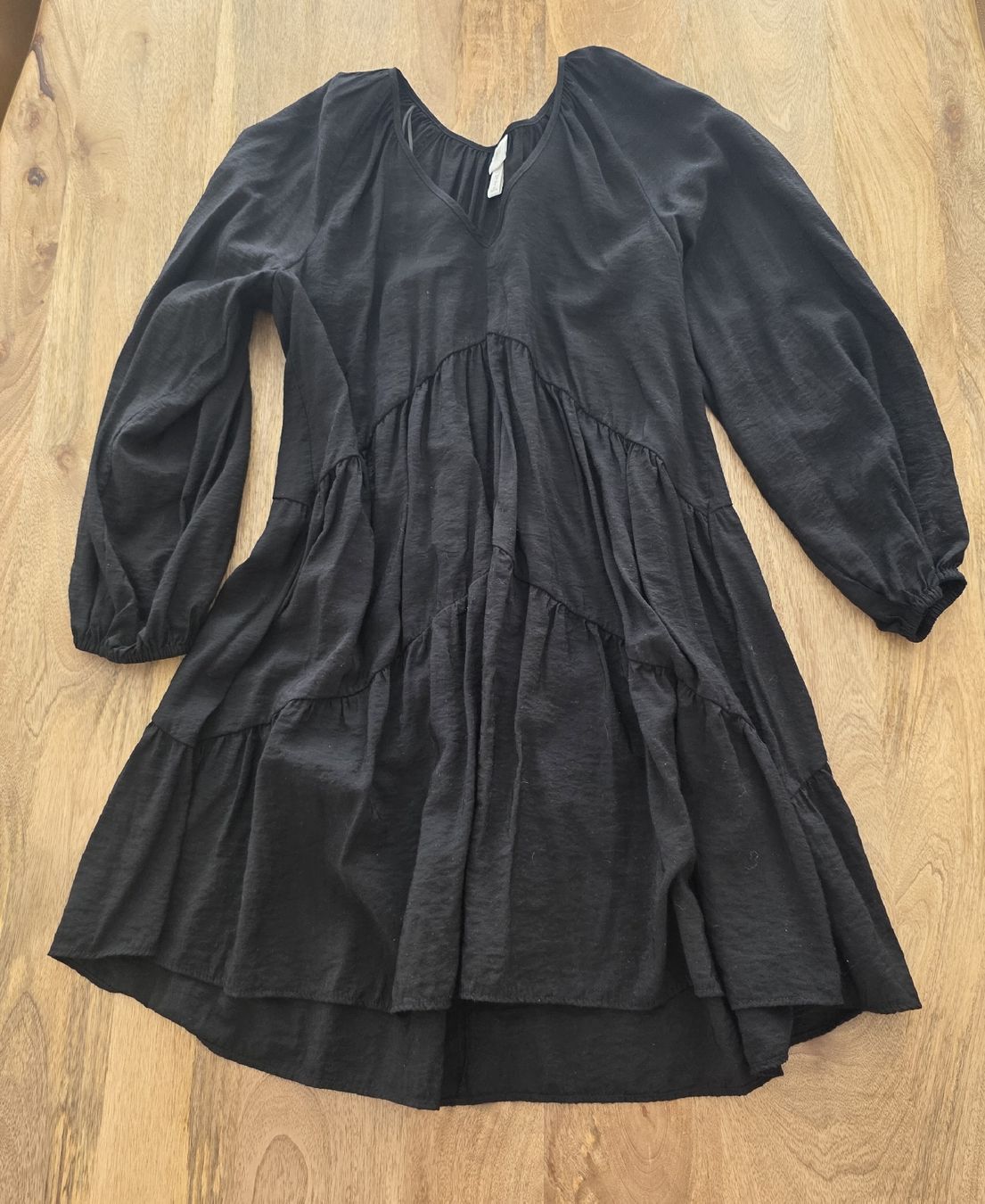 H&M Kleider: Kleid H&M schwarz Grösse M  – Neu (gemäss Beschreibung) aus Rheinsulz von Gilea 6