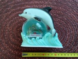 USA "Delphine auf Kugel, Florida"