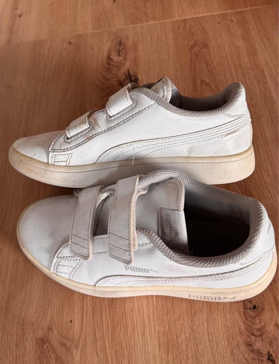 Puma Scarpe da uomo: Baskets Puma blanches à scratch, taille 34 parfaites! – Usato da La Chaux-de-Fonds venduto da Sabinchenn 2