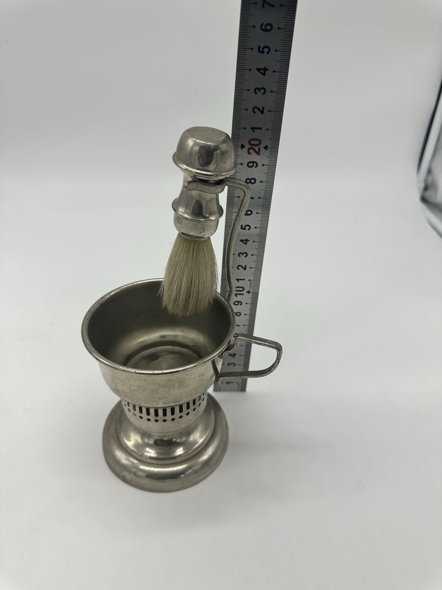 Rasoi & Lamette da barba: Vintage versilberter Rasierset – Usato da Villmergen venduto da JacRon 1