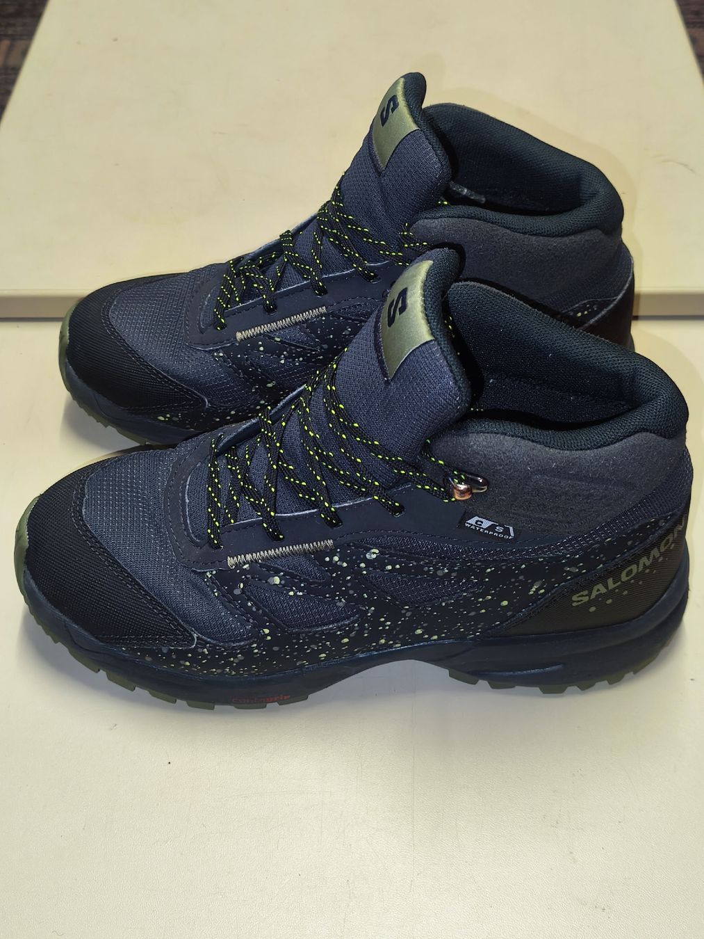 Scarpe per ragazzi: Wanderschuhe Salomon Grösse 36 – Usato da Altbüron venduto da Theo_Dotus 1