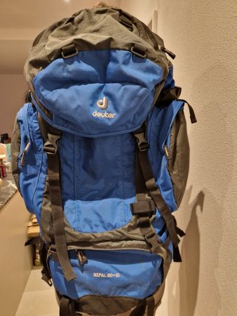 Deuter Nepal 60+10 Liter Trekkingrucksack