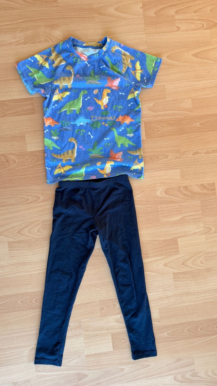 Pigiama & Simili: Pyjama - TEXSTAR Dinos blau Gr. 128 – Usato da Winterthur venduto da Secondhand-Family