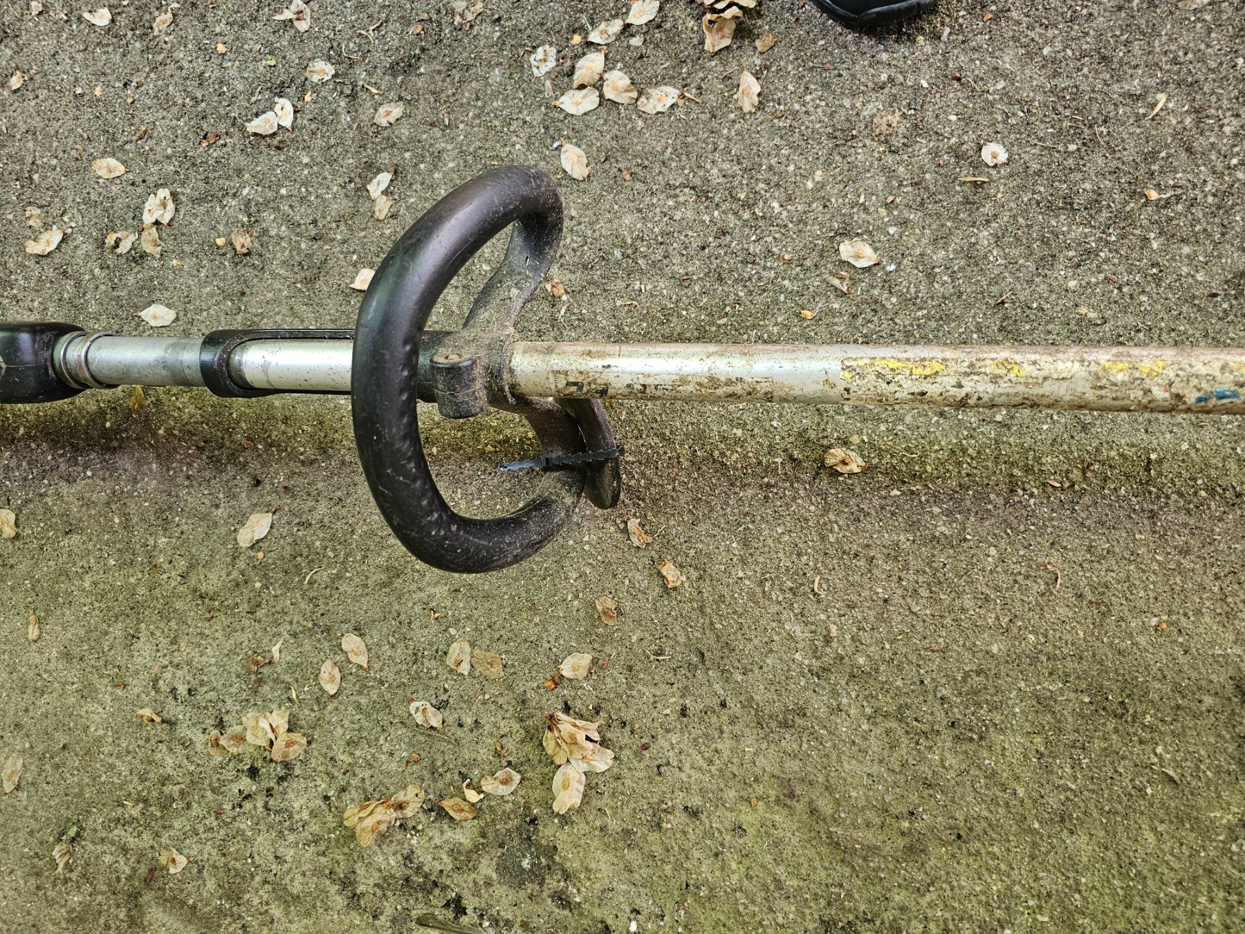 Stihl Tagliaerba: Motorsense Stihl-defekt – Usato da Oberburg venduto da herkules69 3