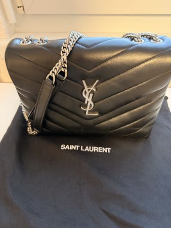 Saint Laurent Schultertasche schwarz silberne Hardware