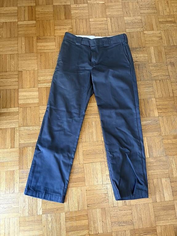 Pantaloni: Dickies 874 32/32 – Usato da Minusio venduto da Lollezo