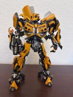 Bumblebee Transformer DLX Action Figure