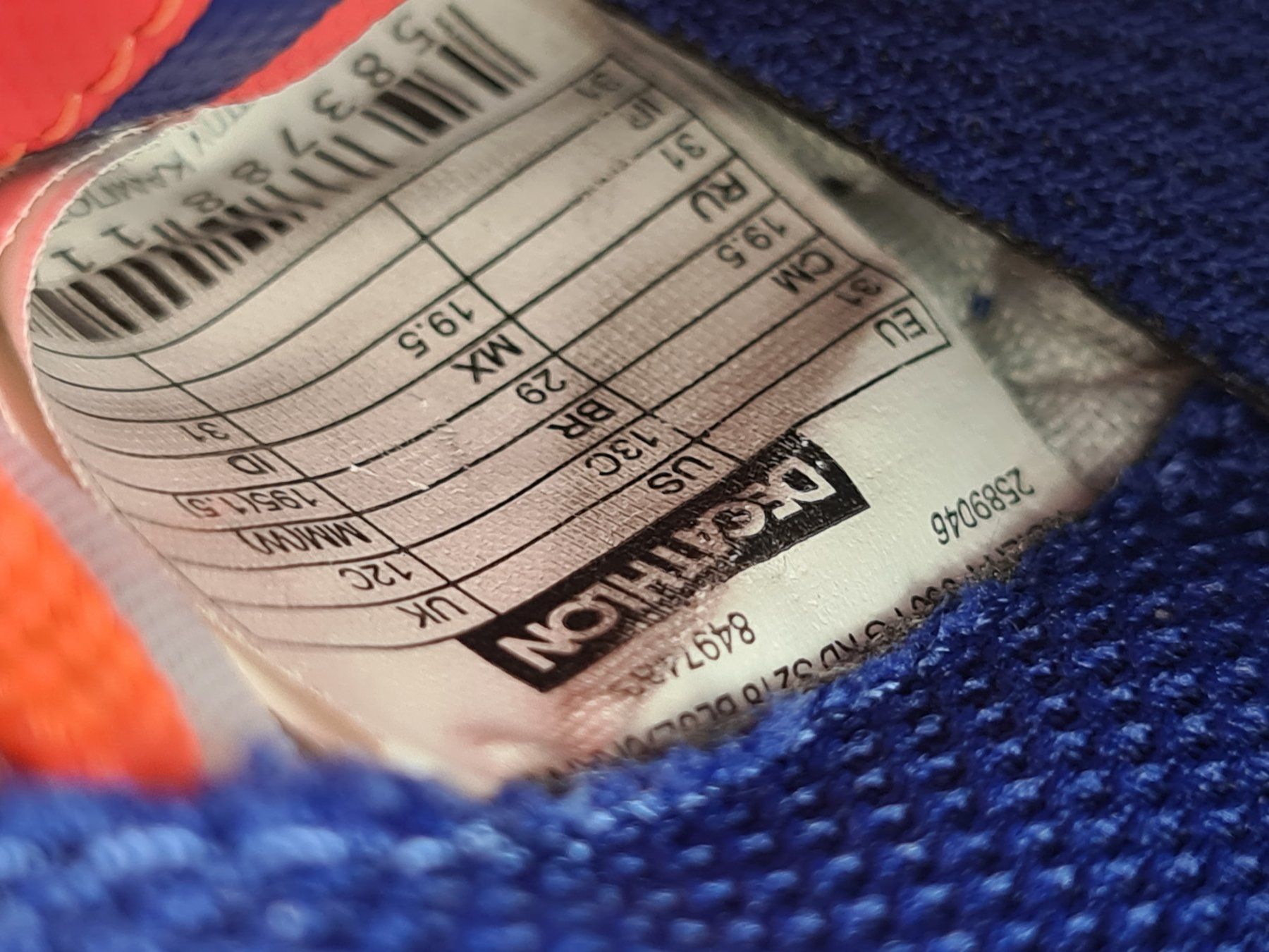 Schuhe für Jungen: Fussballschuhe Kipsta Gr.31 – Gebraucht aus Mezzovico von maemy 3