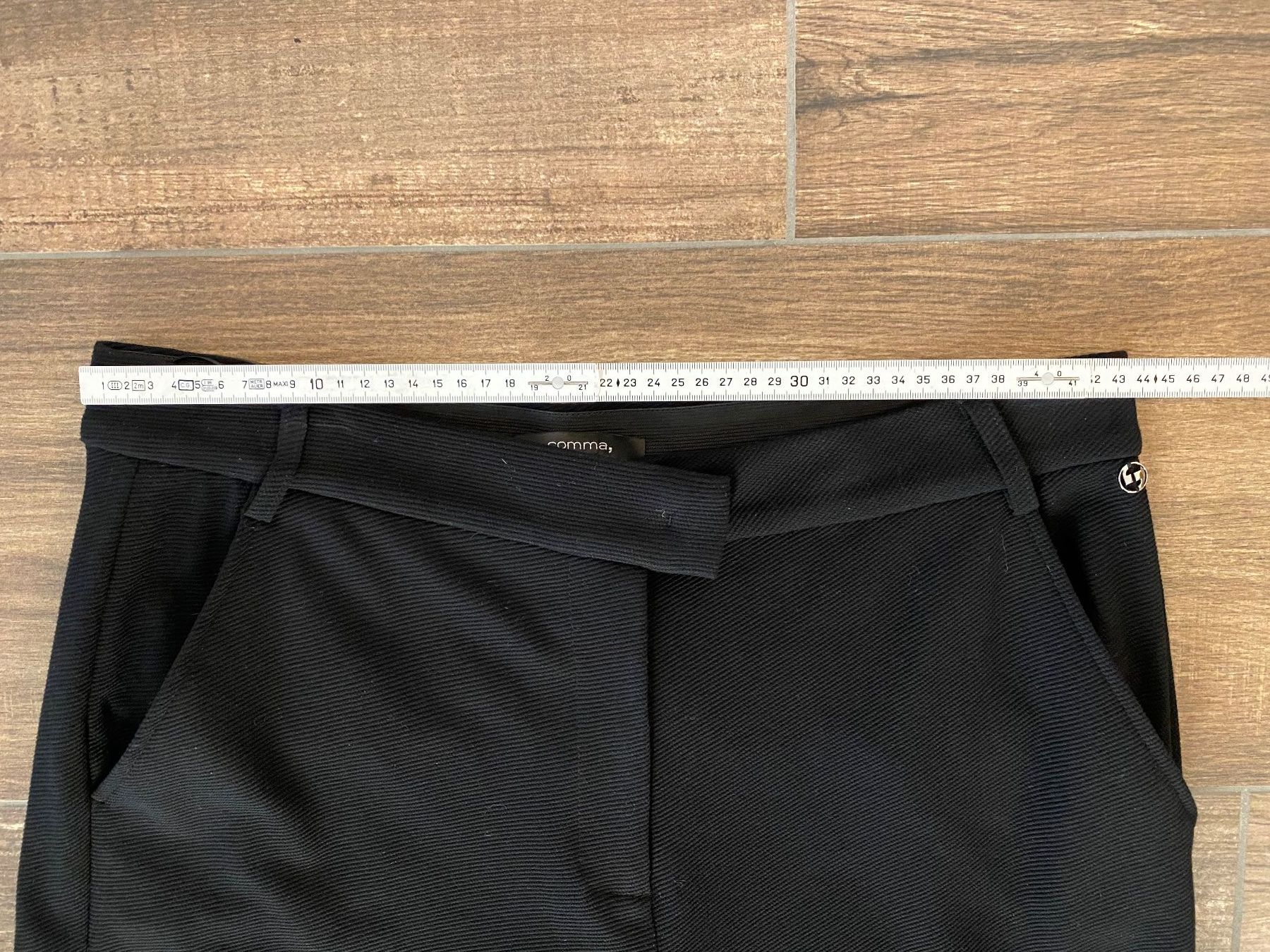 Comma Pantaloni: Comma Hose schwarz Winterhose Gr. 44 – Usato da Arlesheim venduto da san_w9vr 5