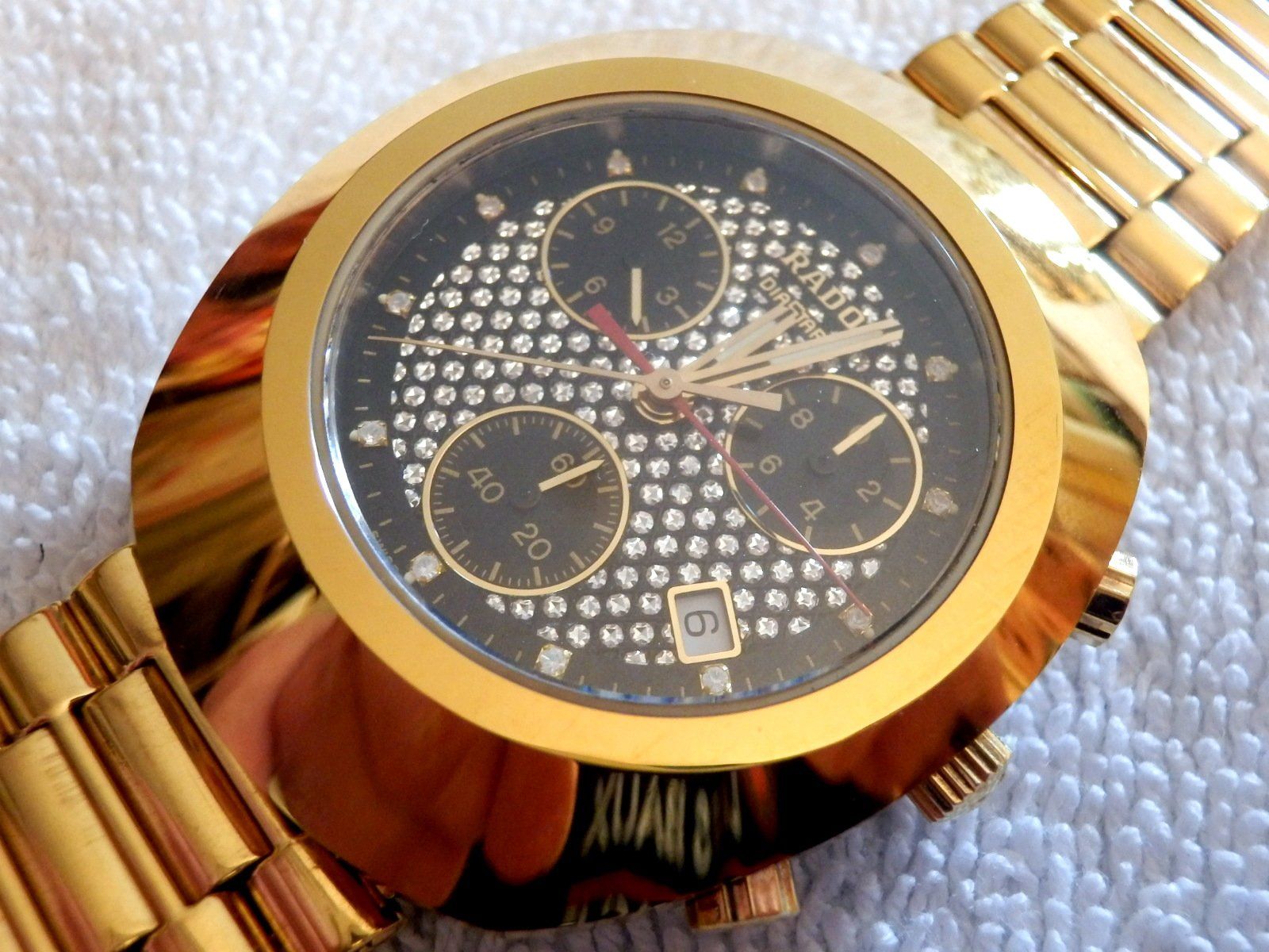 Rado Orologi: Rado Chronograph, Quartz, mit 12 + ca. 140 Diamanten – Usato da Ueberstorf venduto da dinbau 8