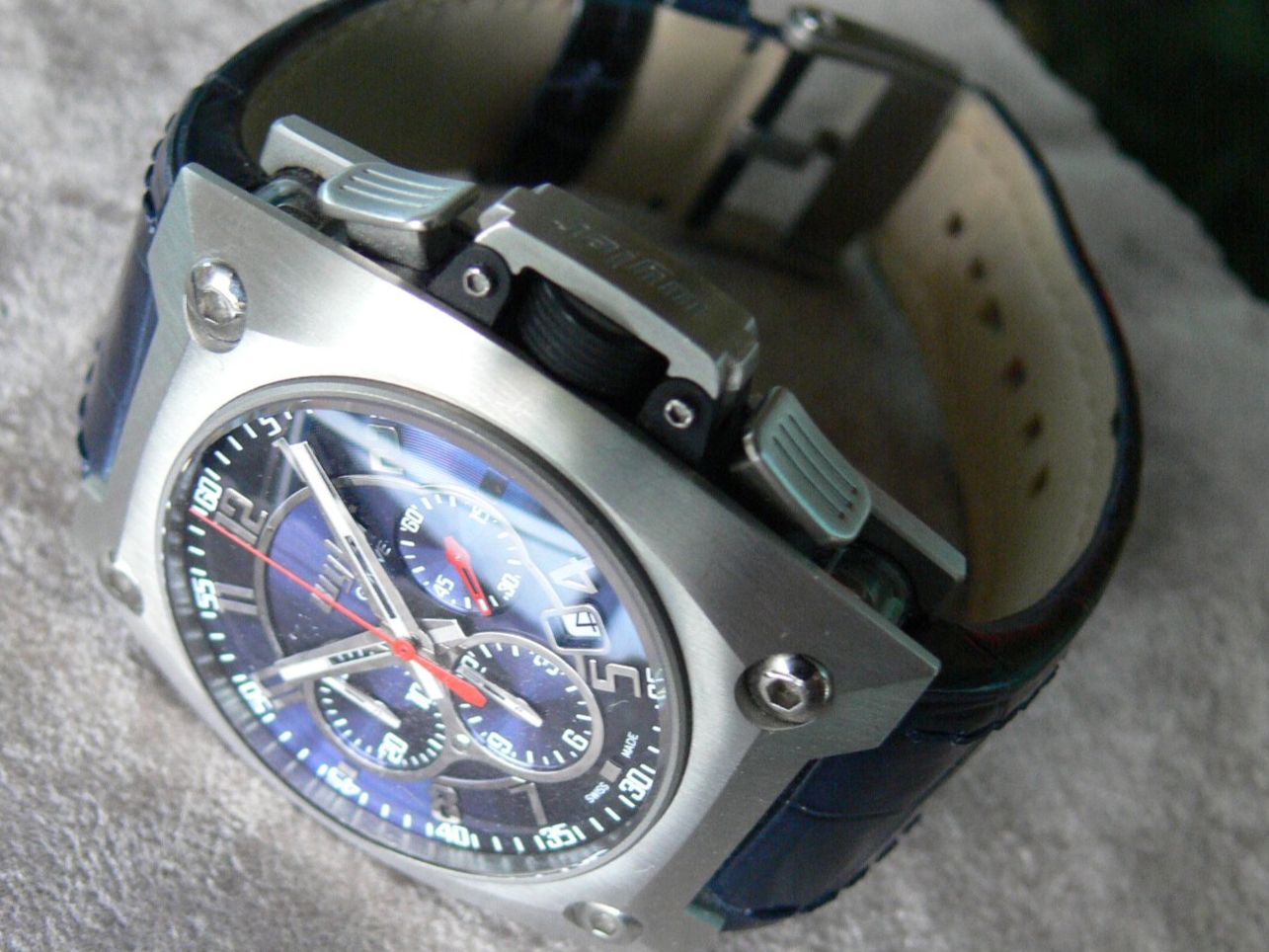 Wyler Orologi: Wyler Code R Automatic BLAU Chronograpph Kroko Code R 100.4 – Usato da Remigen venduto da Kelias