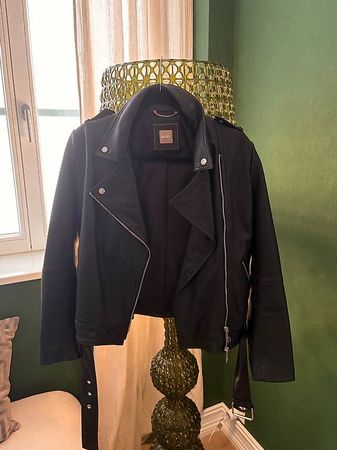 Original BOSS Damen-Lederjacke in Schwarz, Gr. M
