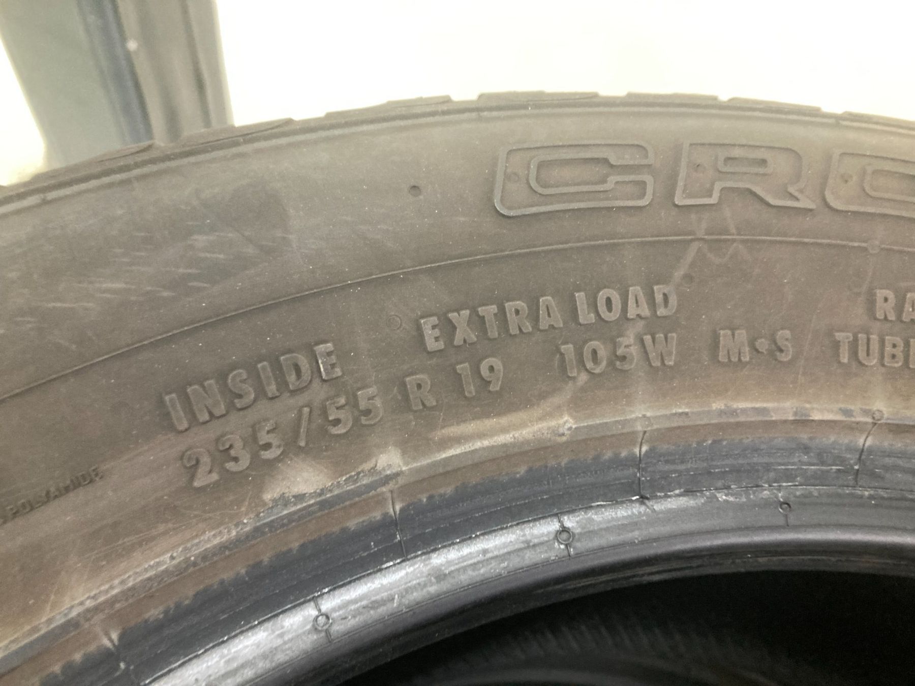 Continental Pneus & Kompletträder: 235/55R19 Sommerpneu Continental – Gebraucht aus Cham von WB2223 1