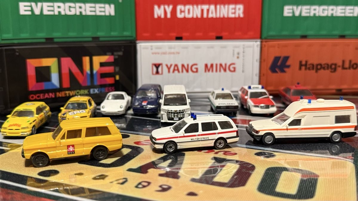 Modellautos: 11  1:87 Modell Cars – Gebraucht aus Basel von Zomeg 4