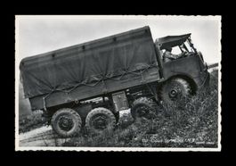 Saurer Lastwagen M8 (8x8-Modell) Schweizer Militär - LUXUS