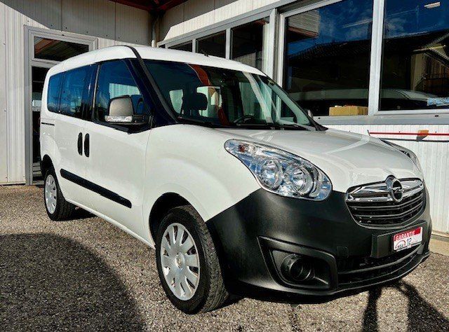 Opel Combo D 1.4i (D'occasion) à St-Sulpice VD pour CHF 9900 – retrait ...