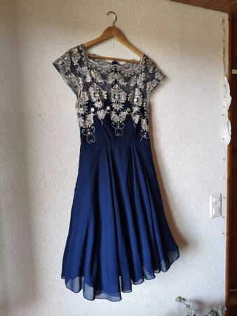 Abendkleid mit Spitzen