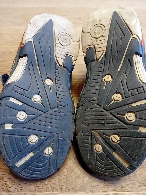 Chaussures garçon: Schuhe Gr. 26 – D'occasion à Auw par luszur 1