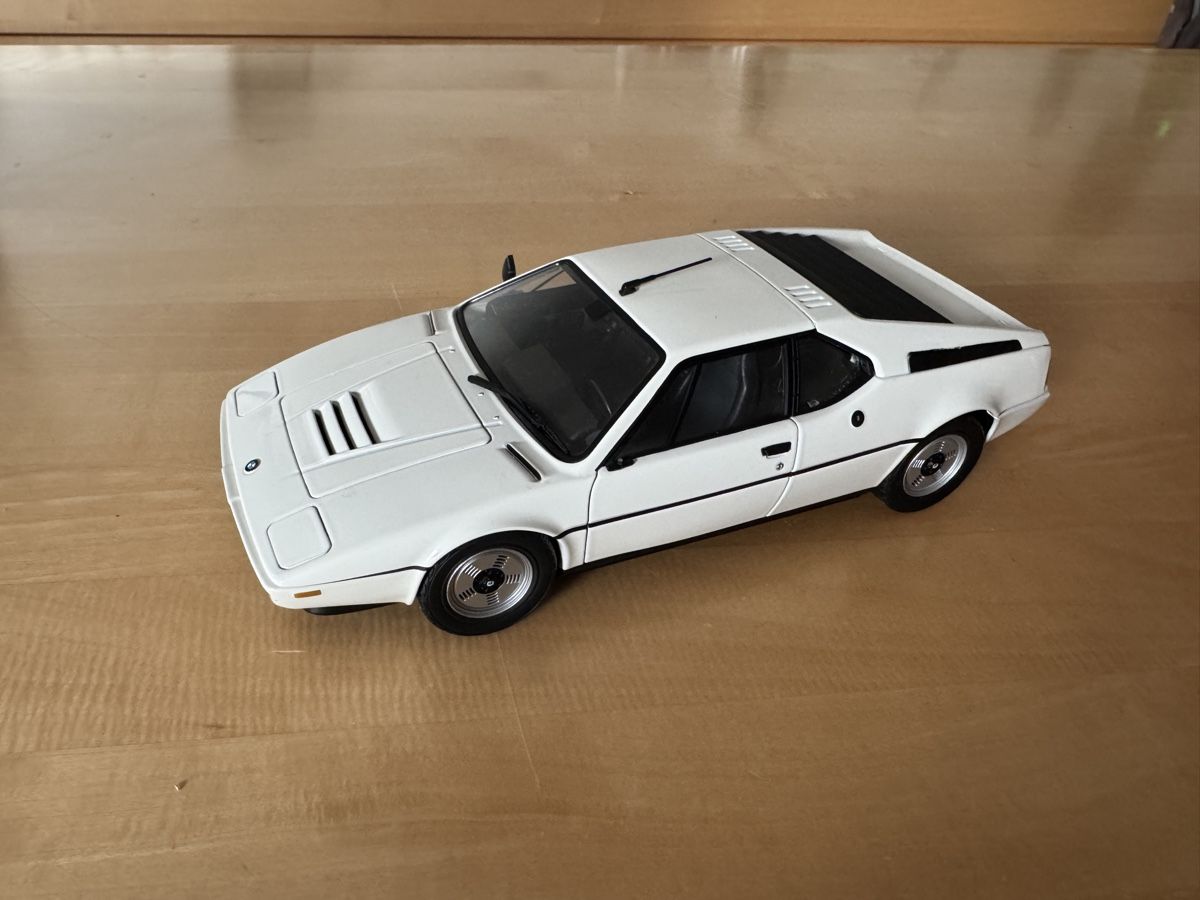 Norev Voitures modèles: Norev BMW M1 1/18 Modellauto Weiss – D'occasion à Ruggell par Forrer1000 1