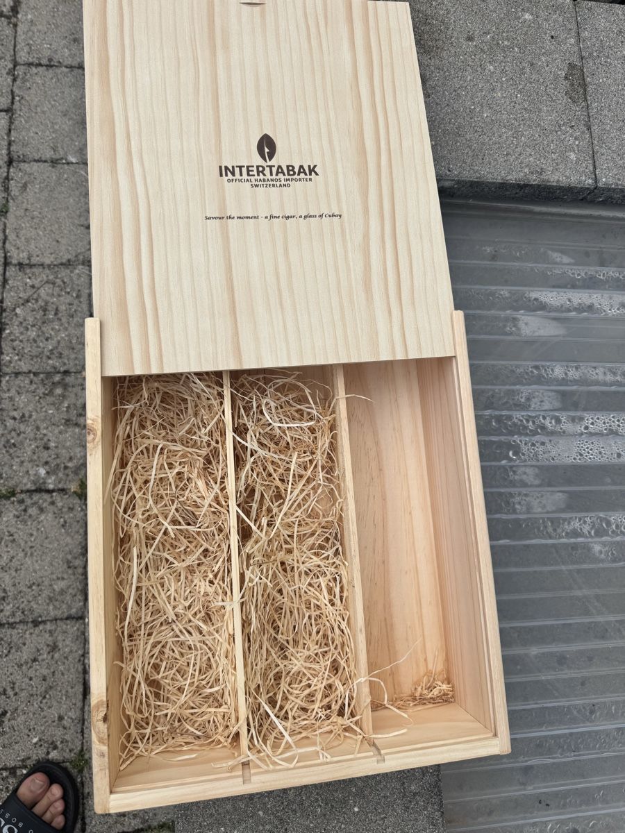 Autres: Holzkiste  – Neuf (Voir description) à Seuzach par Wolf936