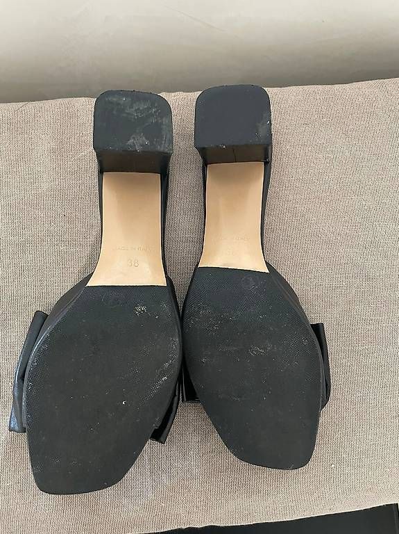 Scarpe da donna: Scarpa da donna elegante del marchio Les Lamda nera – Usato da Giubiasco venduto da erm_ngb5