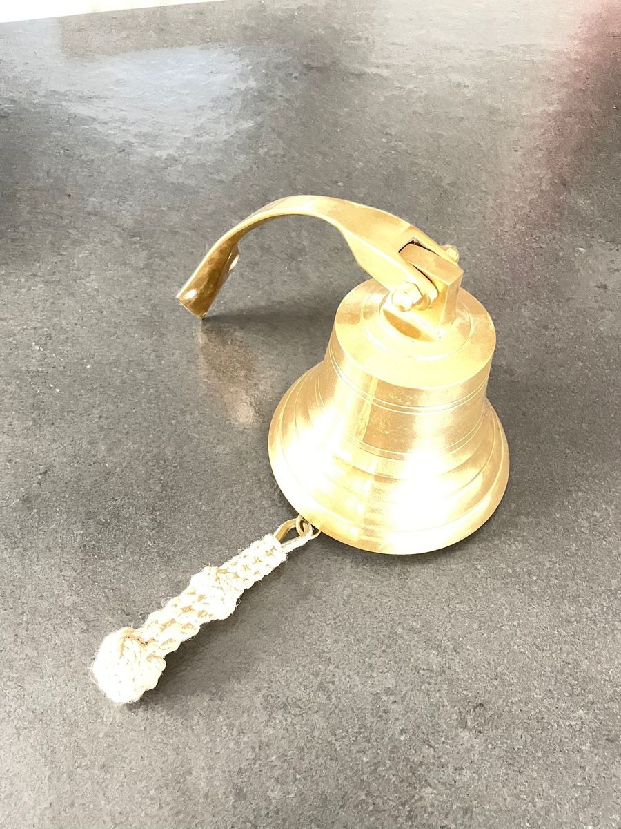 Cloches & sonnailles: Schiffsglocke Messing. – D'occasion à Bassersdorf par 1Morgenrot
