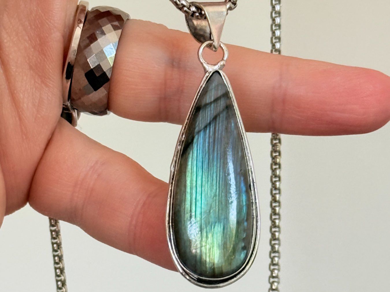 Catenine: Collier Labradorite - Été étincelant! – Nuovo e nell'imballaggio originale da Genève venduto da AWWA