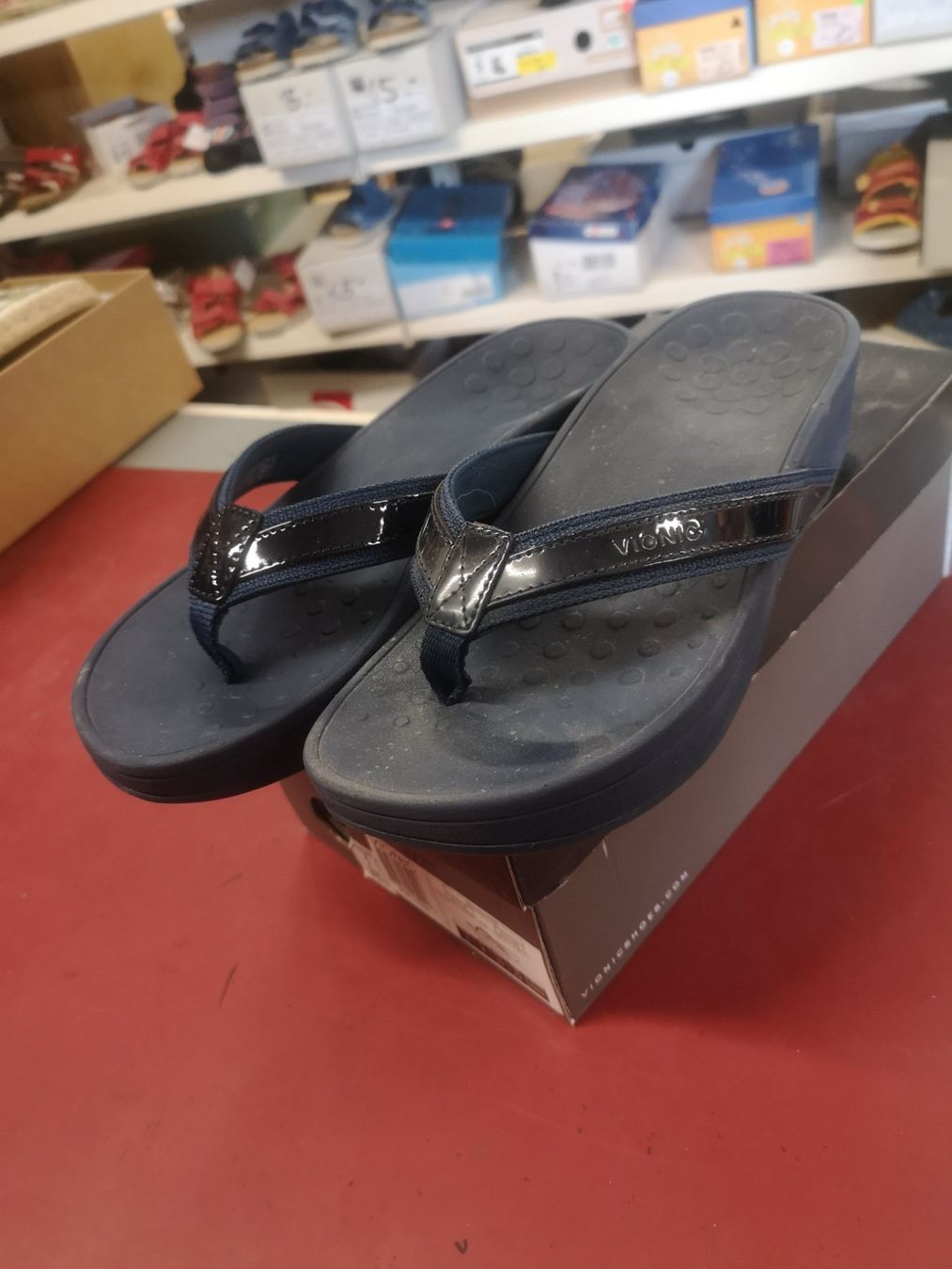 Chaussures femmes: Vionic – Neuf avec emballage d'origine à Möhlin par Highwaytom