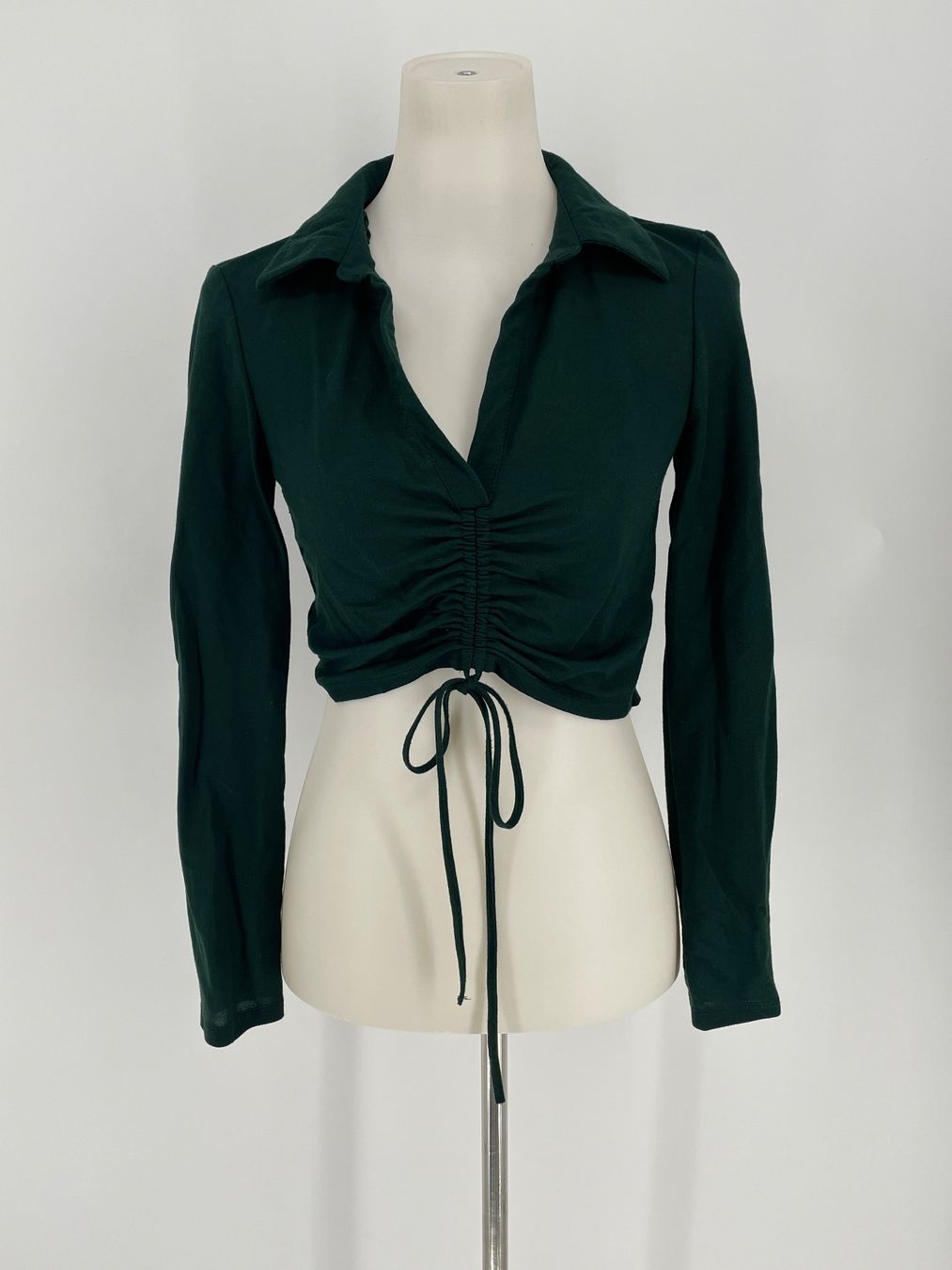 Zara Camicette: Zara Bluse/ Crop Top Gr. S mit Schnürung – Usato da Auenstein venduto da moin.