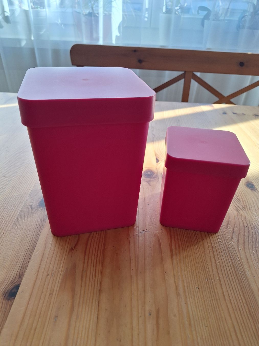 Contenitori & Simili: Aufbewahrungsboxen pink – Usato da Aesch BL venduto da ChezToKa 1