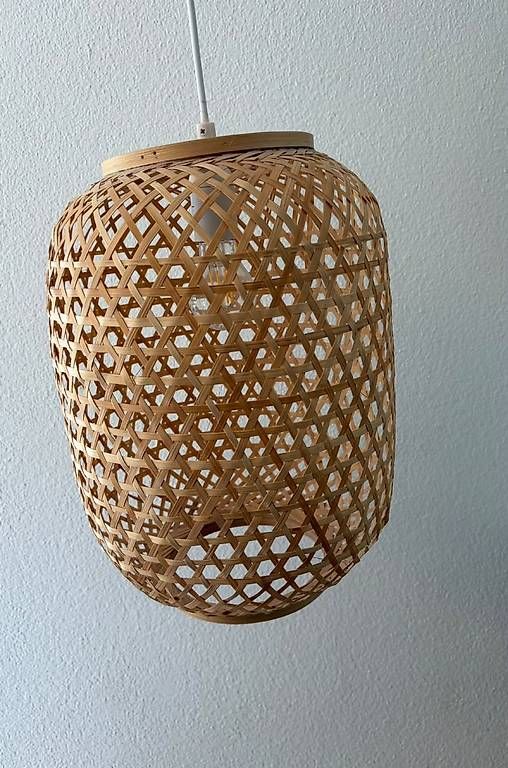 Kronleuchter & Deckenlampen: Rattan-Hängelampe – Gebraucht aus Bern von thefabio96