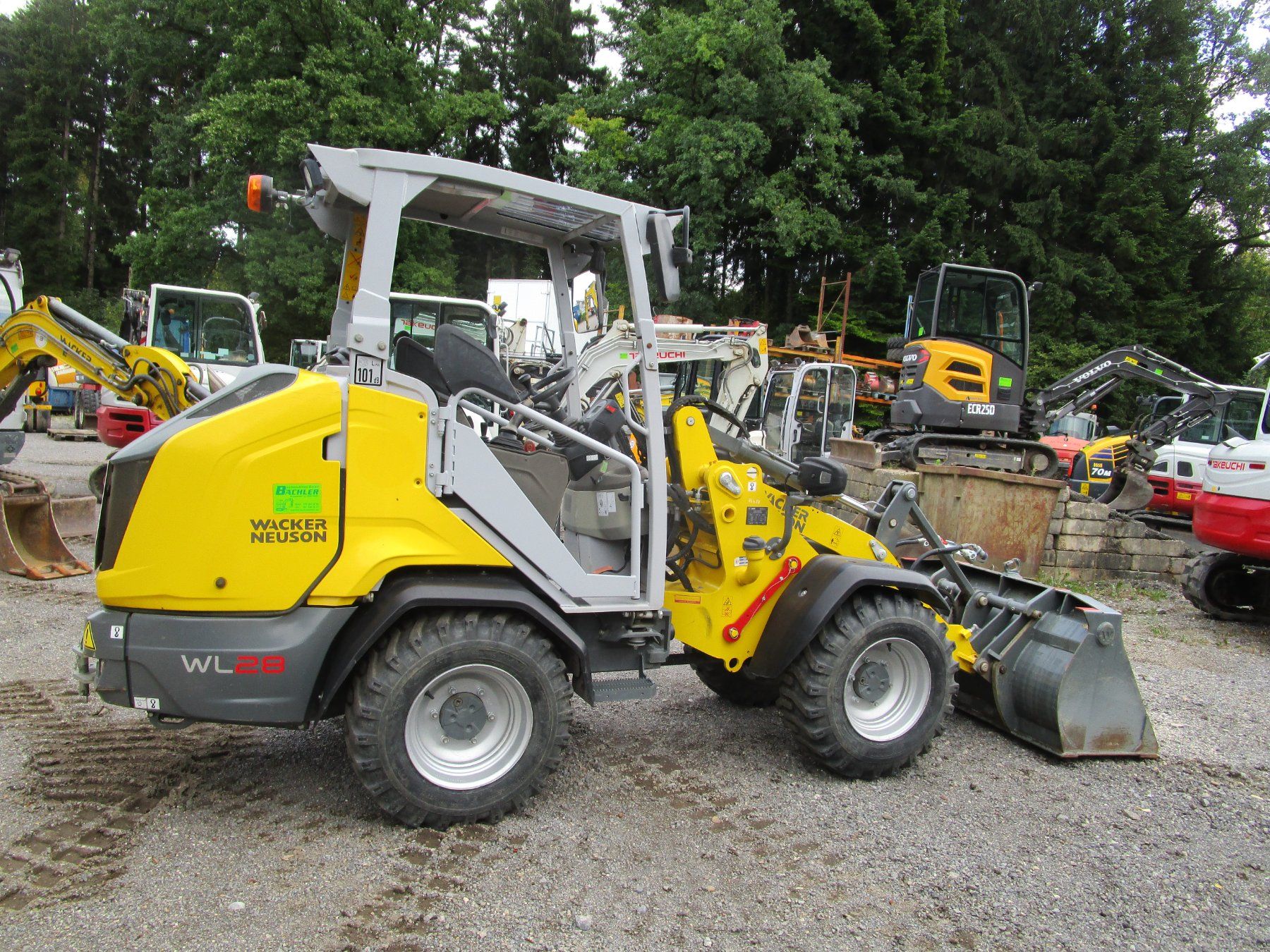 Chargeur de ferme: Radlader/Hoflader Wacker WL28 – D'occasion à Rain par Bob1000 2